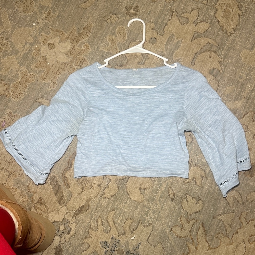 Alo Yoga Light Gray Cropped Top with Bell Sleeves